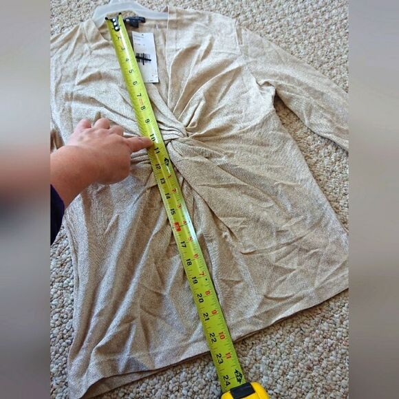 Lafayette 148 gold tone V neck knotted top size M - Picture 10 of 13